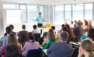 Melbourne Holds Theological Seminar on Church History